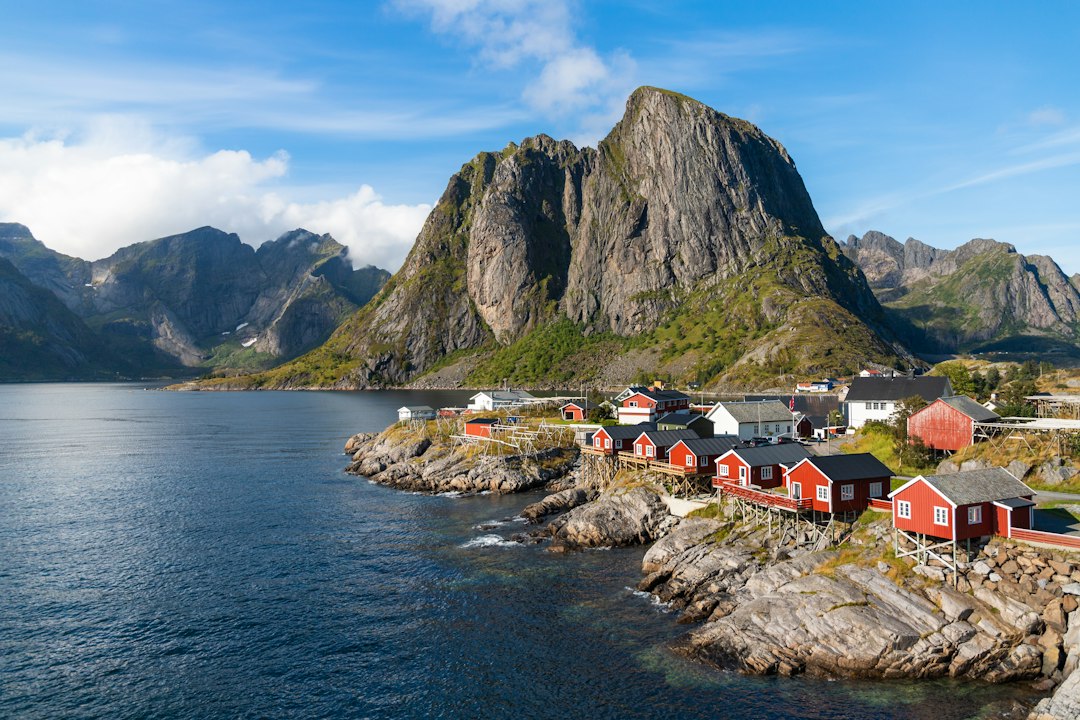 Boligmarkedet i Norge: Dagens Utfordringer og Fremtidige Muligheter